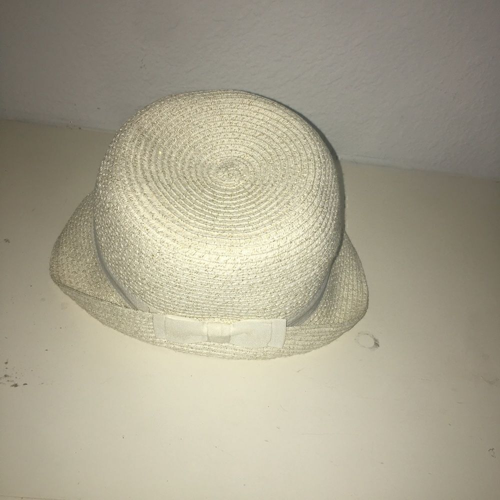 Kids Cream Hat NWOT​ - Picture 3 of 5